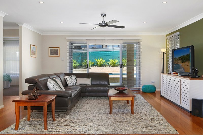 Photo - 92 Coolawin Circle, Narara NSW 2250 - Image 5