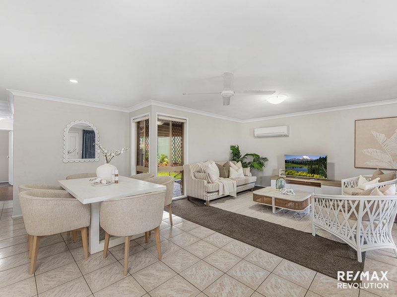 Photo - 92 Delavan Street, Wishart QLD 4122 - Image 2