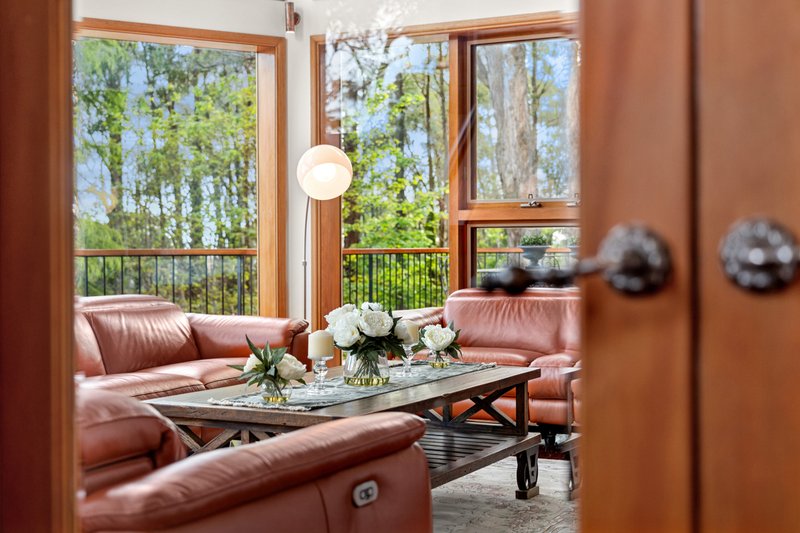 Photo - 92 Douglas Road, Mount Macedon VIC 3441 - Image 5