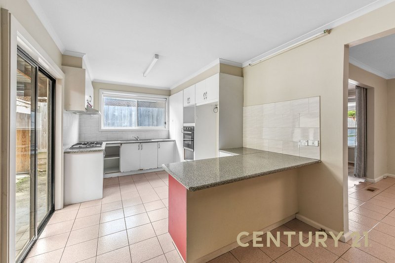 Photo - 92 Dunblane Road, Noble Park VIC 3174 - Image 6