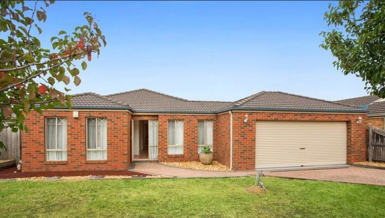 92 Ebony Drive, Pakenham South VIC 3810