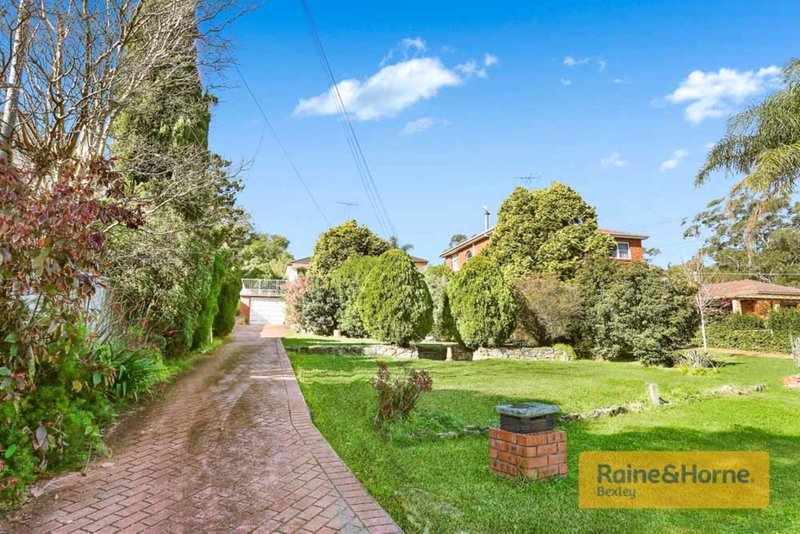 Photo - 92 Edward Street, Sylvania NSW 2224 - Image 2