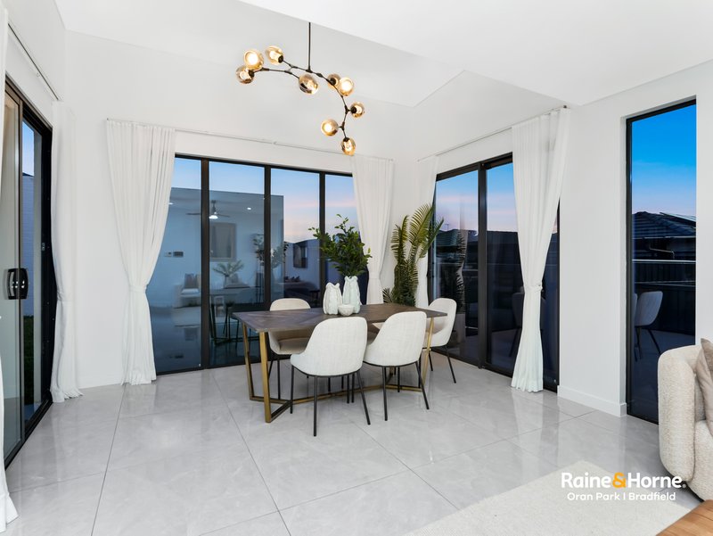Photo - 92 Eighth Avenue, Austral NSW 2179 - Image 9