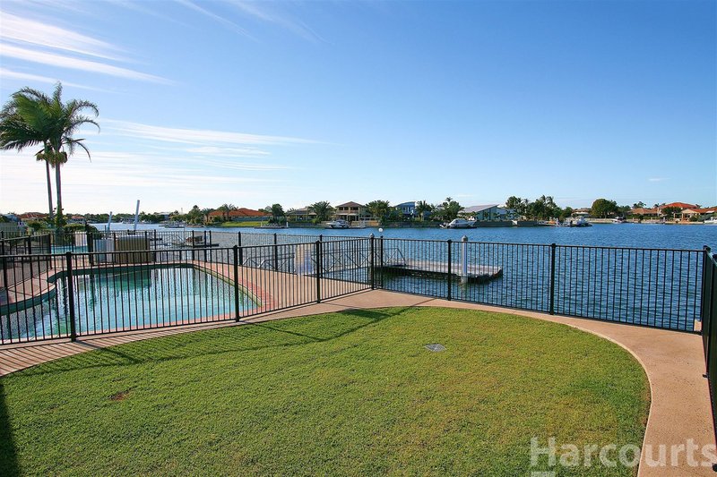 Photo - 92 Endeavour Dr , Banksia Beach QLD 4507 - Image 2