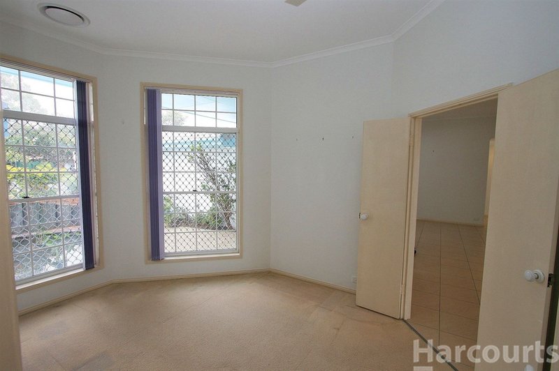 Photo - 92 Endeavour Dr , Banksia Beach QLD 4507 - Image 12