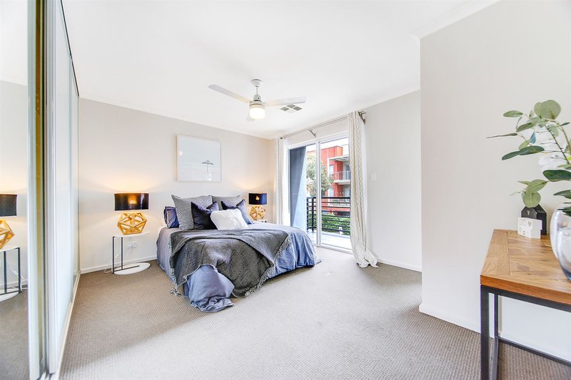 Photo - 9/2 Euston Walk, Mawson Lakes SA 5095 - Image 6