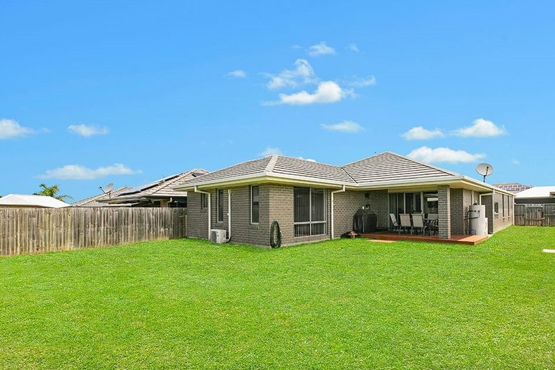 Photo - 92 Expedition Drive, North Lakes QLD 4509 - Image 2