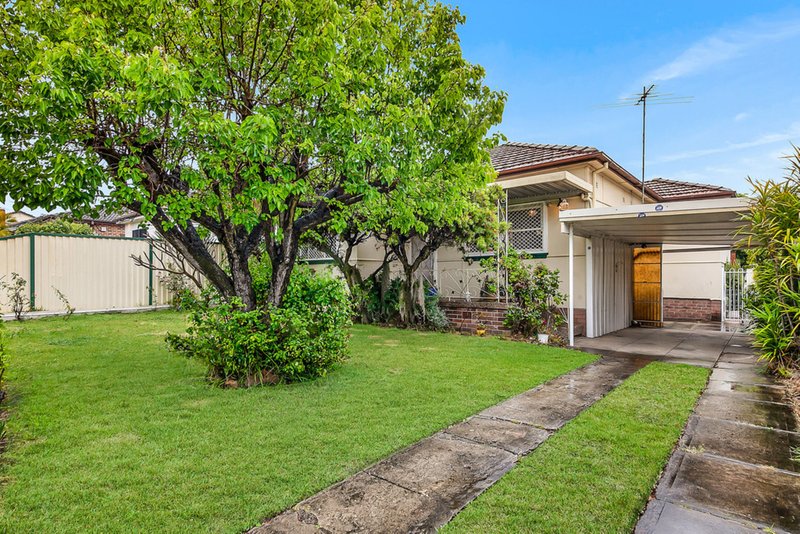 Photo - 92 Hillcrest Avenue, Greenacre NSW 2190 - Image 1