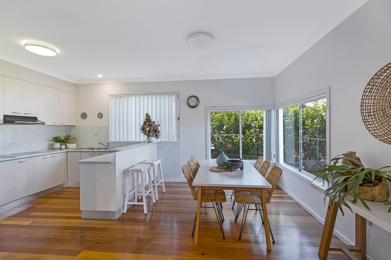 Photo - 92 Hillcrest Street, Terrigal NSW 2260 - Image 10