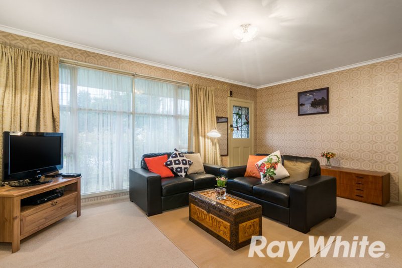 Photo - 92 Husband Road, Forest Hill VIC 3131 - Image 3