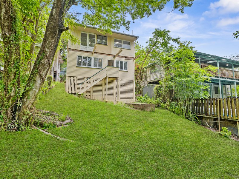 Photo - 92 Ironside Street, St Lucia QLD 4067 - Image 3