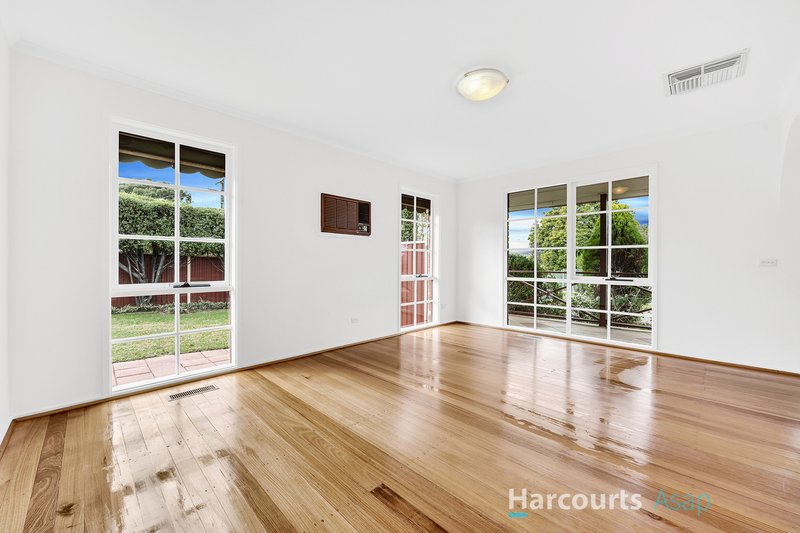 Photo - 92 Loch Road, Dandenong North VIC 3175 - Image 2