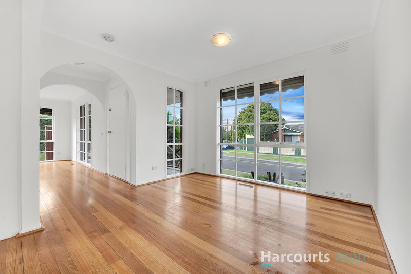 Photo - 92 Loch Road, Dandenong North VIC 3175 - Image 6