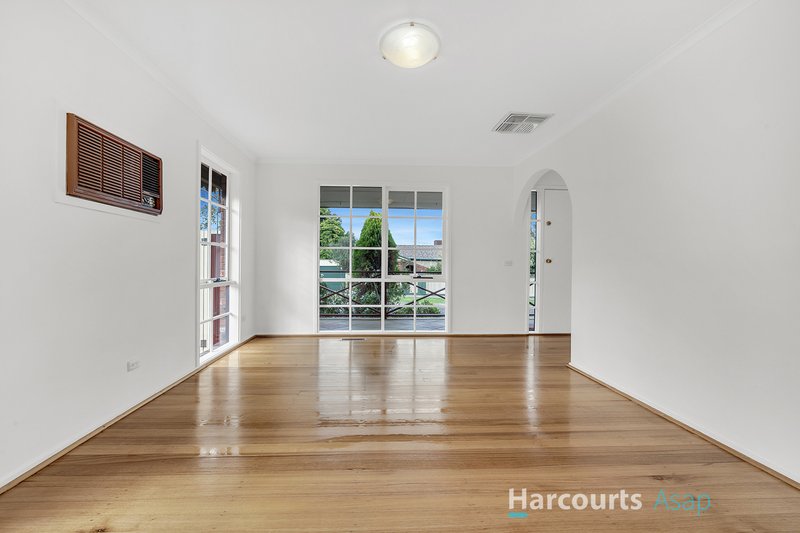 Photo - 92 Loch Road, Dandenong North VIC 3175 - Image 8