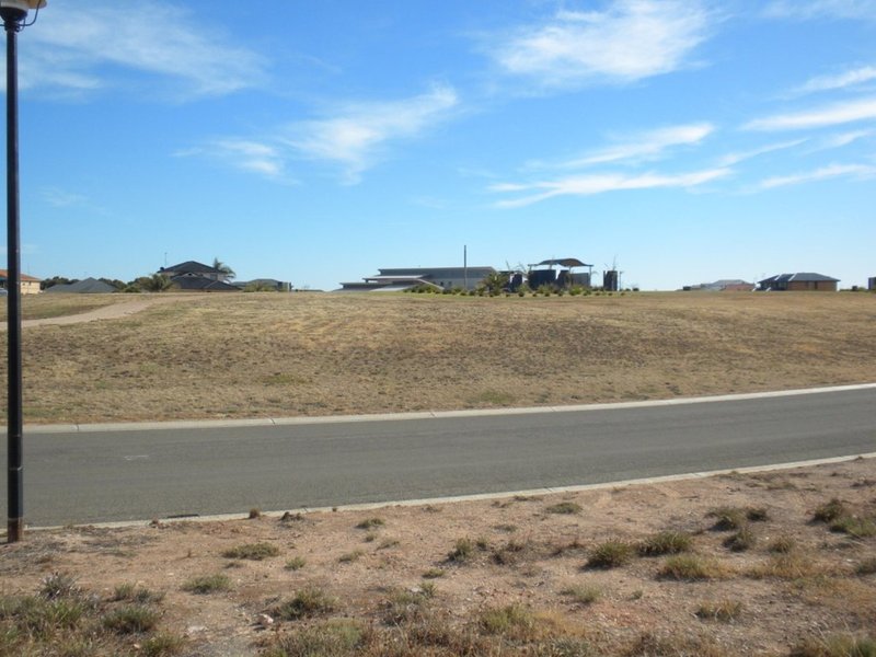 Photo - 92 (lot 365) Stately Way, Wallaroo SA 5556 - Image 13