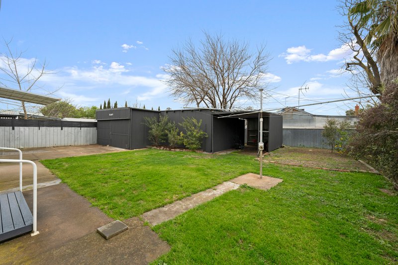 Photo - 92 Mackellar Street, Benalla VIC 3672 - Image 13