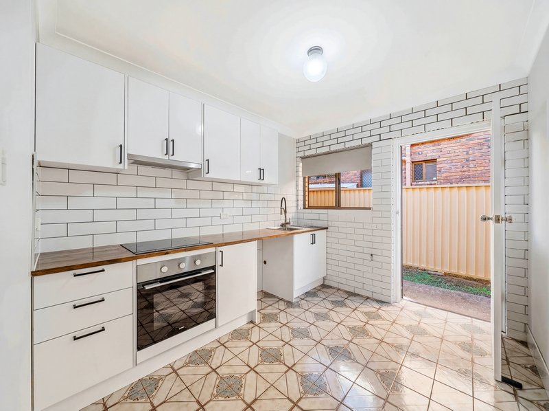 Photo - 92 Maine Road, Clontarf QLD 4019 - Image 4