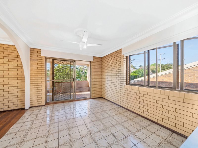 Photo - 92 Maine Road, Clontarf QLD 4019 - Image 10