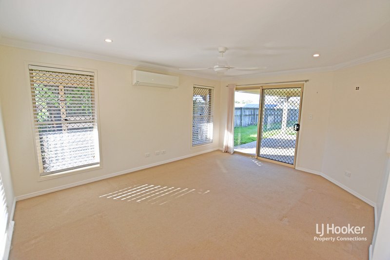 Photo - 92 Mariner Boulevard, Deception Bay QLD 4508 - Image 5