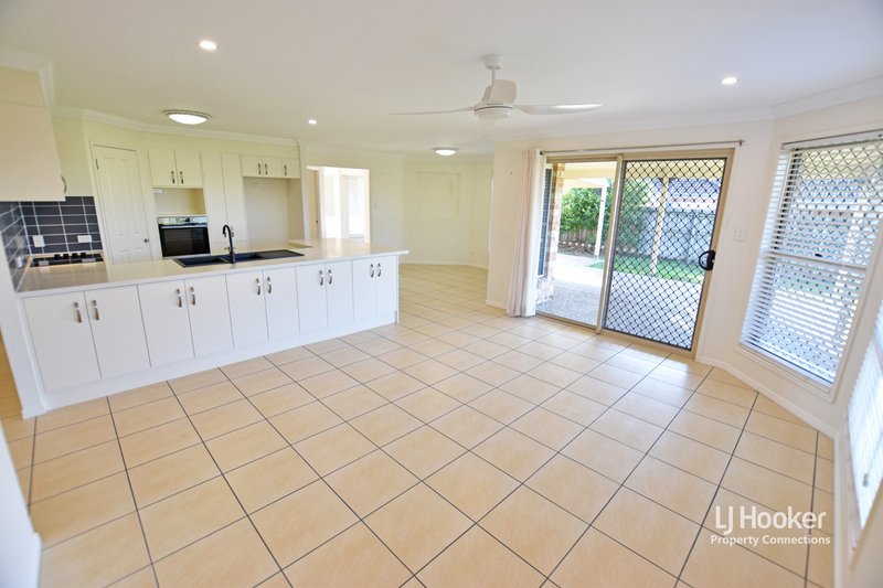 Photo - 92 Mariner Boulevard, Deception Bay QLD 4508 - Image 13