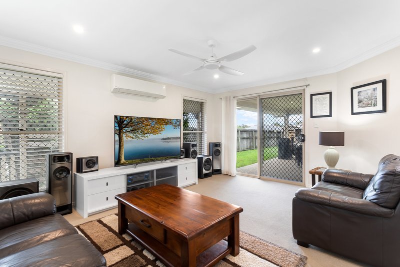 Photo - 92 Mariner Boulevard, Deception Bay QLD 4508 - Image 10