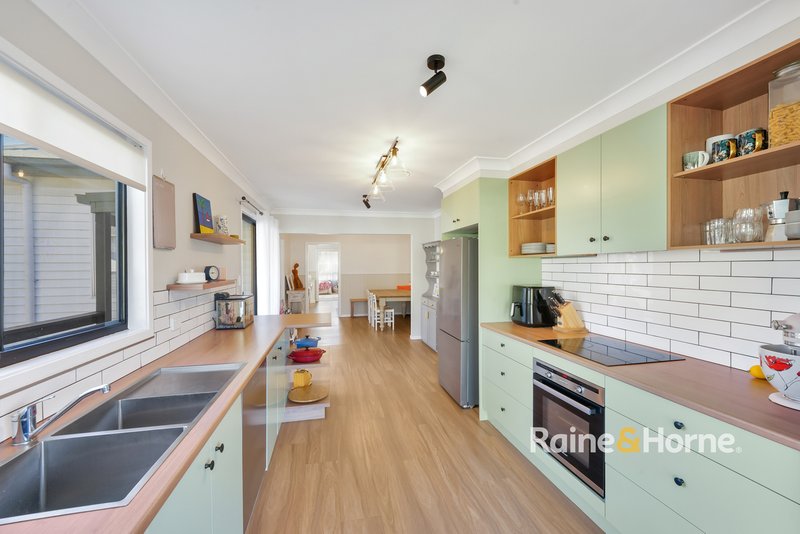 Photo - 92 Moana Street, Woy Woy NSW 2256 - Image 4