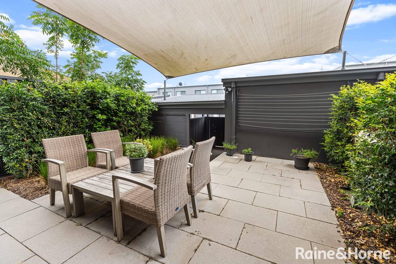 Photo - 92 Northridge Drive, Cameron Park NSW 2285 - Image 11