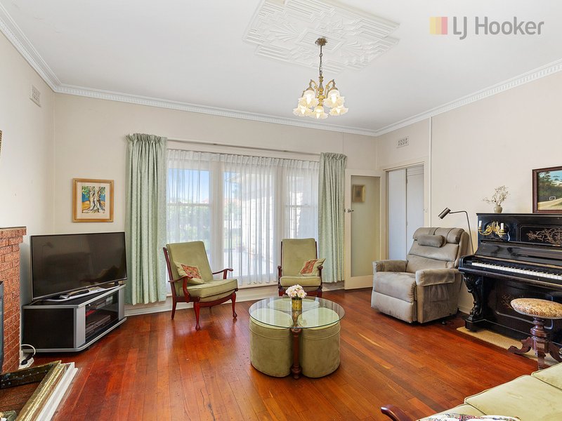 Photo - 92 Oaklands Road, Glengowrie SA 5044 - Image 4