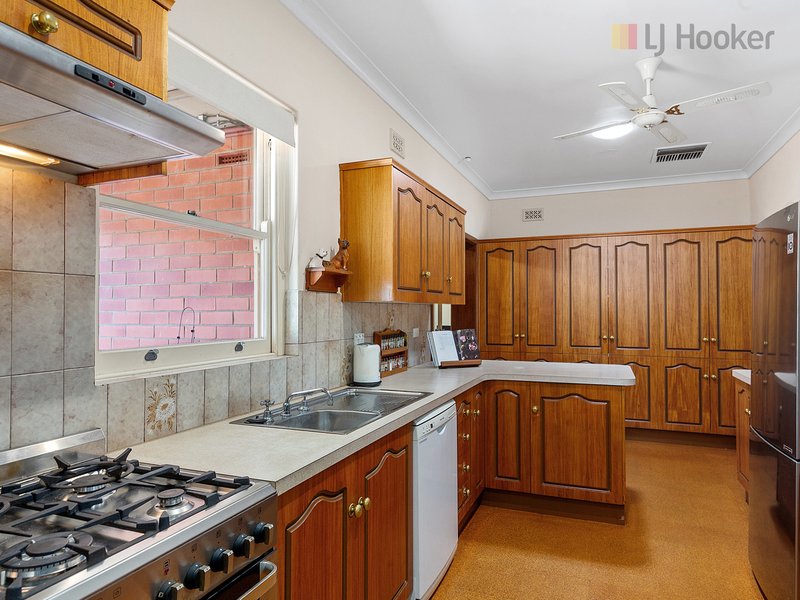 Photo - 92 Oaklands Road, Glengowrie SA 5044 - Image 7