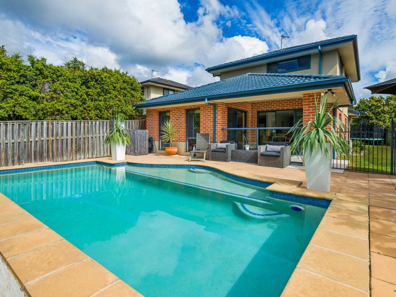 92 Olympus Drive, Robina QLD 4226