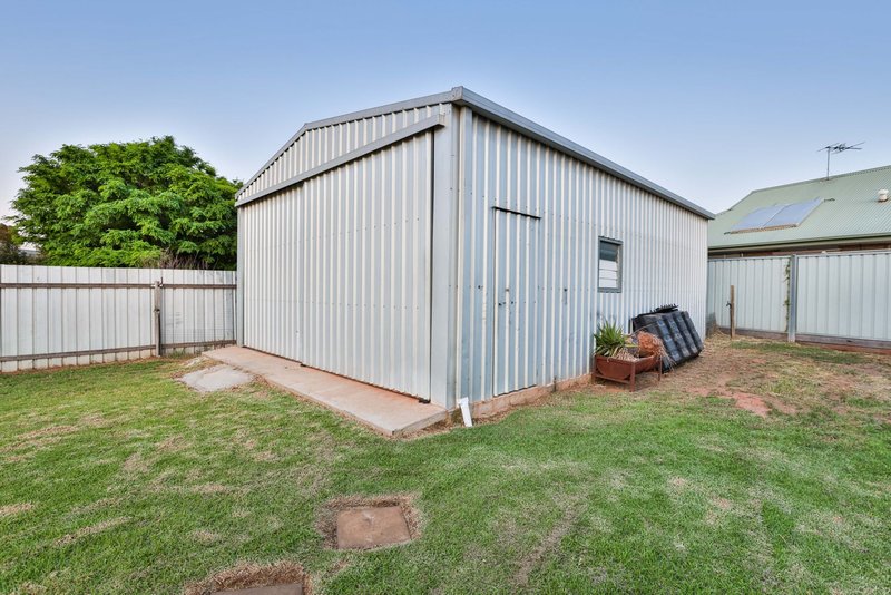 Photo - 92 Ontario Avenue, Mildura VIC 3500 - Image 15