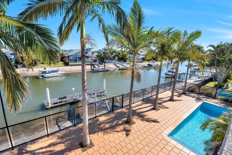 Photo - 92 Oxley Drive, Paradise Point QLD 4216 - Image 2