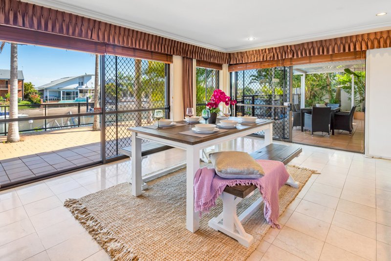 Photo - 92 Oxley Drive, Paradise Point QLD 4216 - Image 6