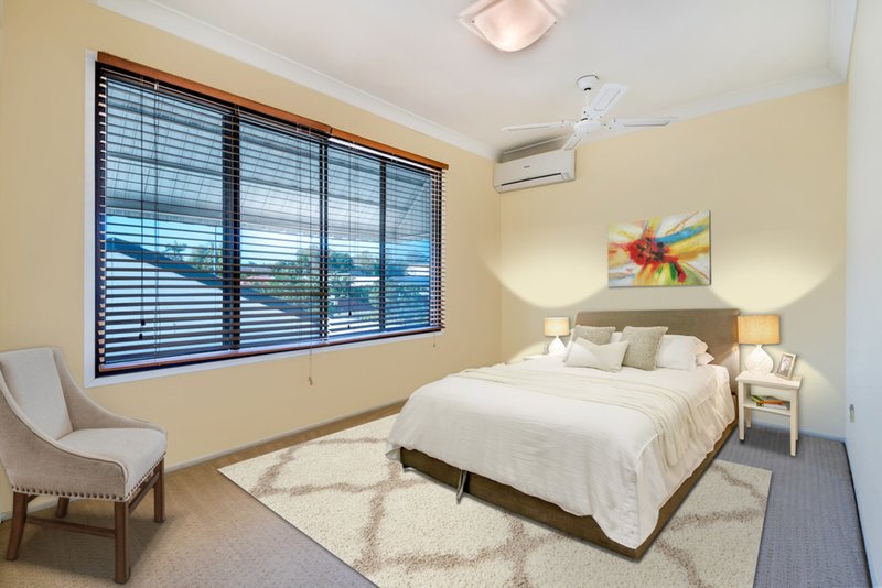 Photo - 92 Oxley Drive, Paradise Point QLD 4216 - Image 16