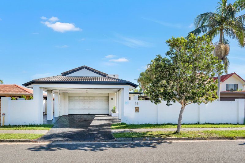 Photo - 92 Oxley Drive, Paradise Point QLD 4216 - Image 24