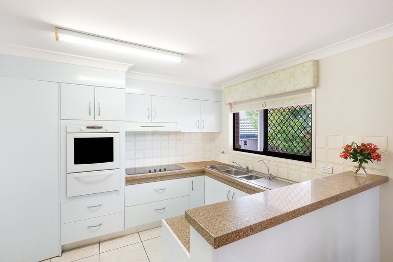 Photo - 92 Parasol Street, Ashmore QLD 4214 - Image 6