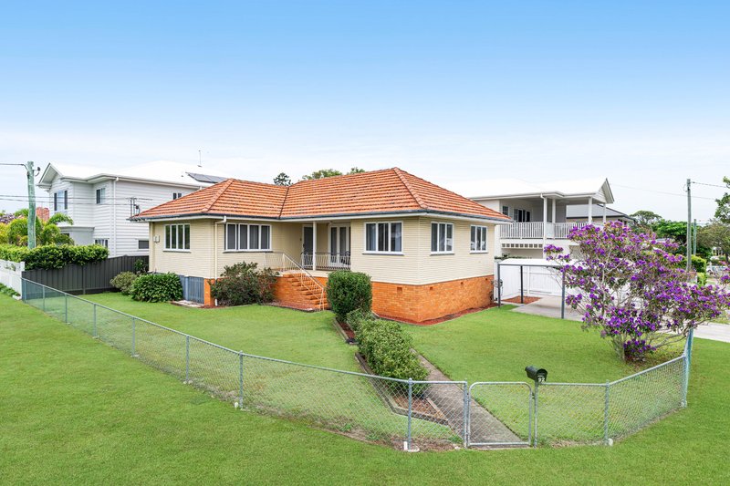 Photo - 92 Richard Street, Lota QLD 4179 - Image 1