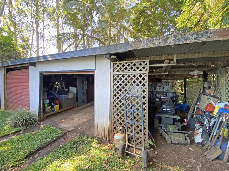 Photo - 92 Russell Road, Lake Eacham QLD 4884 - Image 11