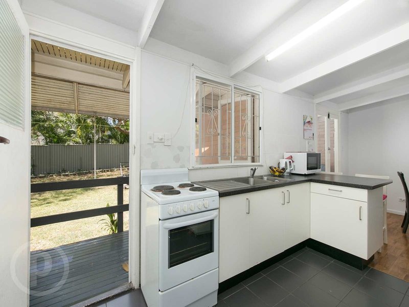 Photo - 92 Sandon Street, Graceville QLD 4075 - Image 4