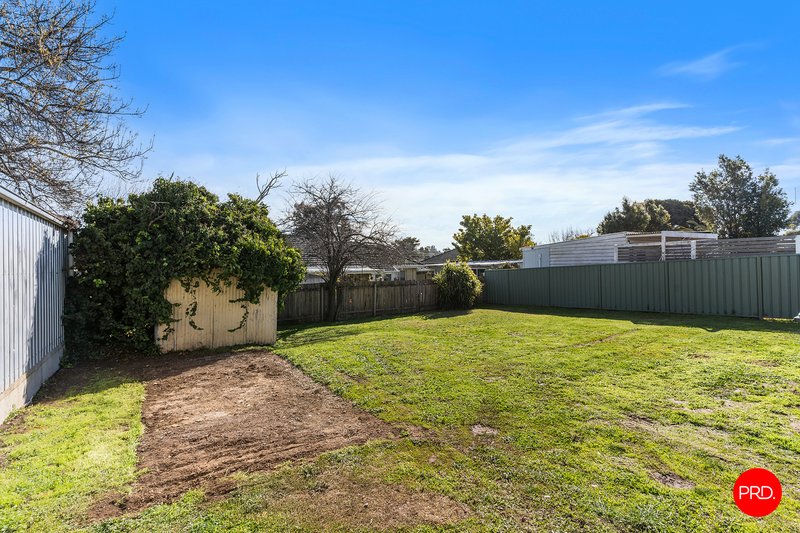 Photo - 92 Somerville Street, Flora Hill VIC 3550 - Image 11