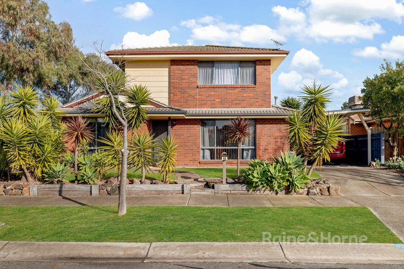 92 Sorbonne Drive, Sunbury VIC 3429