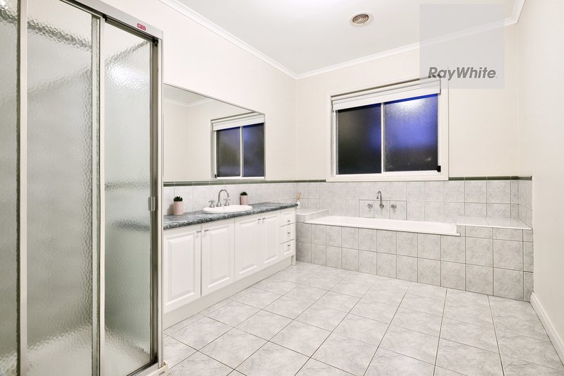 Photo - 92 Stonebridge Way, Attwood VIC 3049 - Image 17