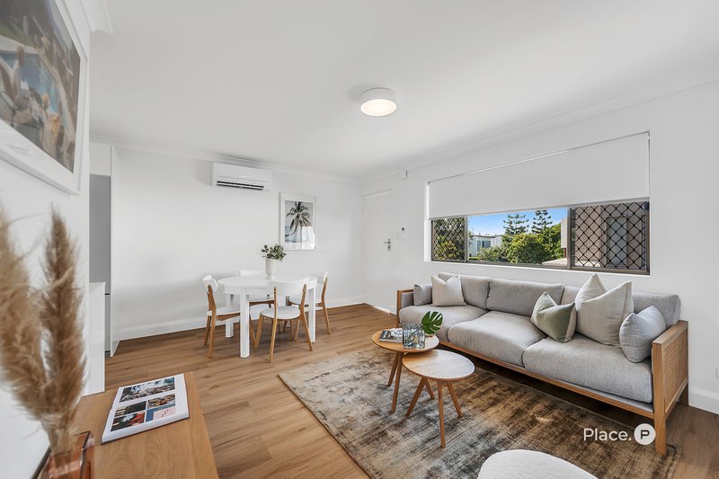 Photo - 92 Stuart Street, Bulimba QLD 4171 - Image 7