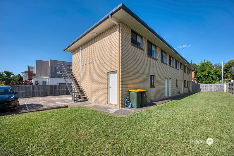 Photo - 92 Stuart Street, Bulimba QLD 4171 - Image 14