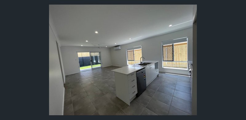 Photo - 92 Sunrise Street, Ripley QLD 4306 - Image 3