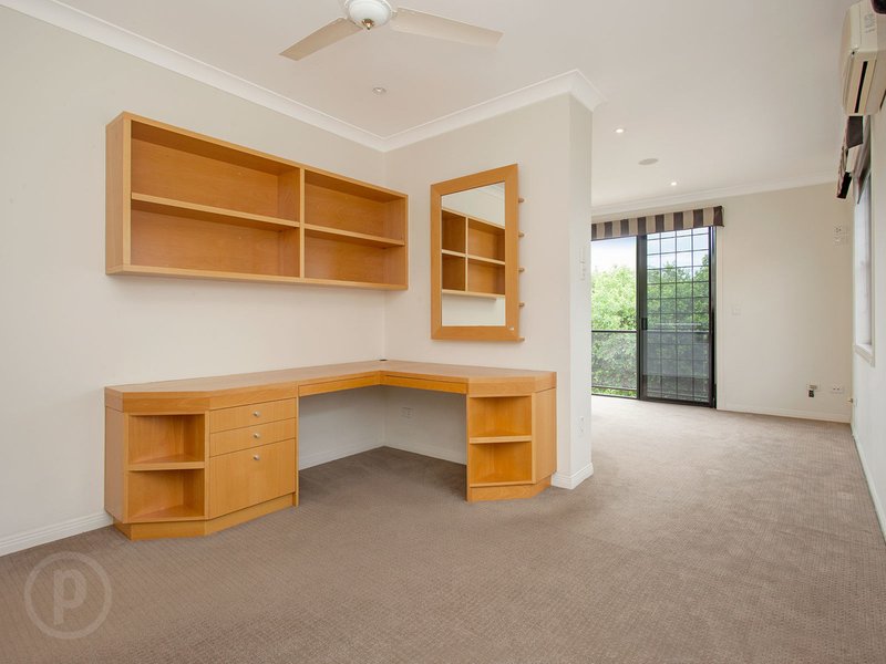 Photo - 92 Upper Lancaster Road, Ascot QLD 4007 - Image 10