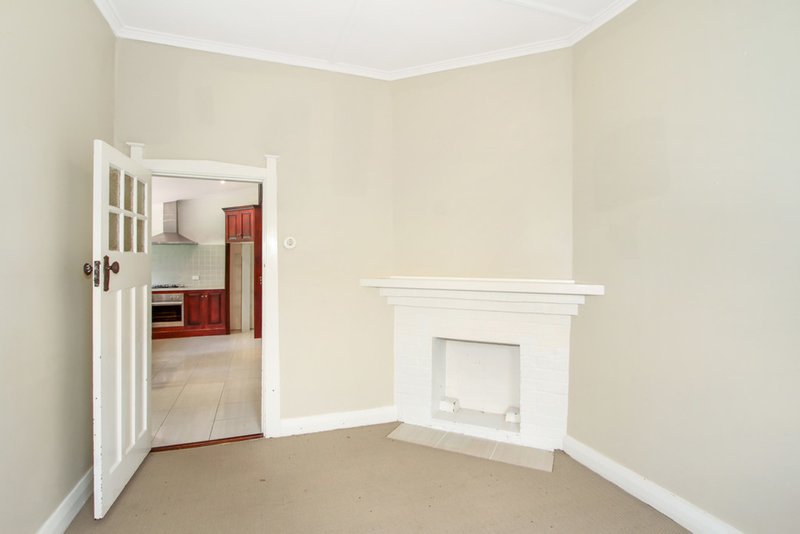 Photo - 92 Upper Street, Tamworth NSW 2340 - Image 7