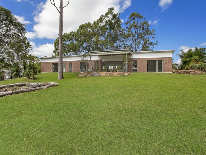 Photo - 92 Wallandra Road, Tallai QLD 4213 - Image 1