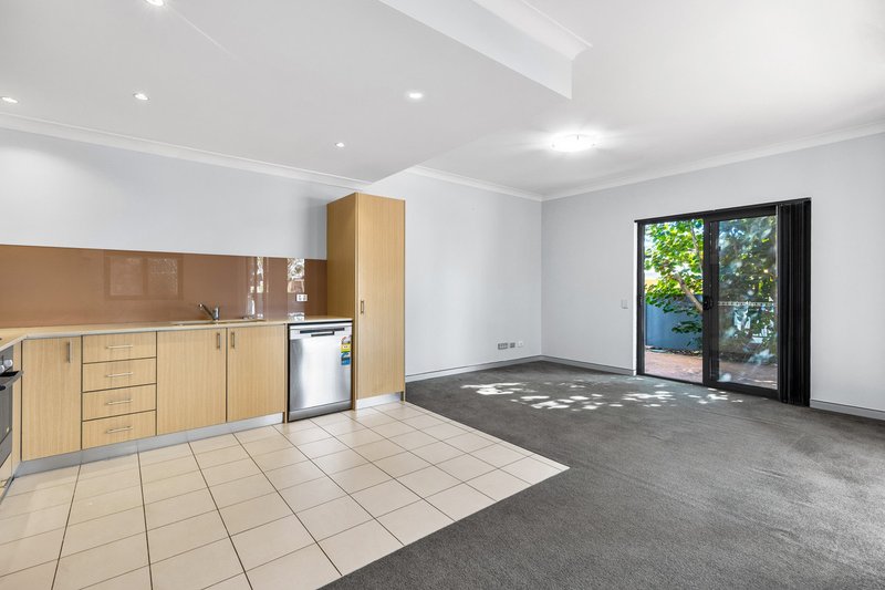 Photo - 9/2 Walsh Loop, Joondalup WA 6027 - Image 1