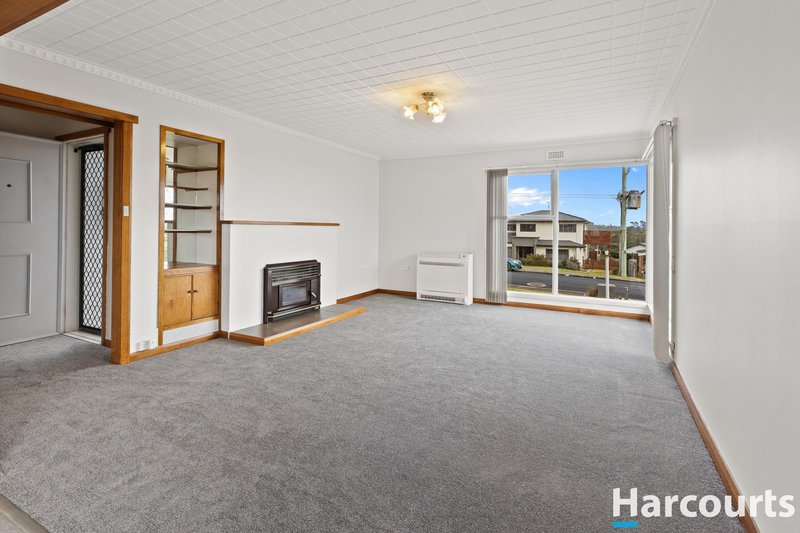 Photo - 92 Watkinson Street, Devonport TAS 7310 - Image 7